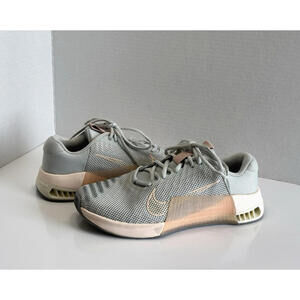 Nike Metcon 9 Women's Athletic Sneaker Mica Green Guava Ice DZ2537-002 Size 7.5